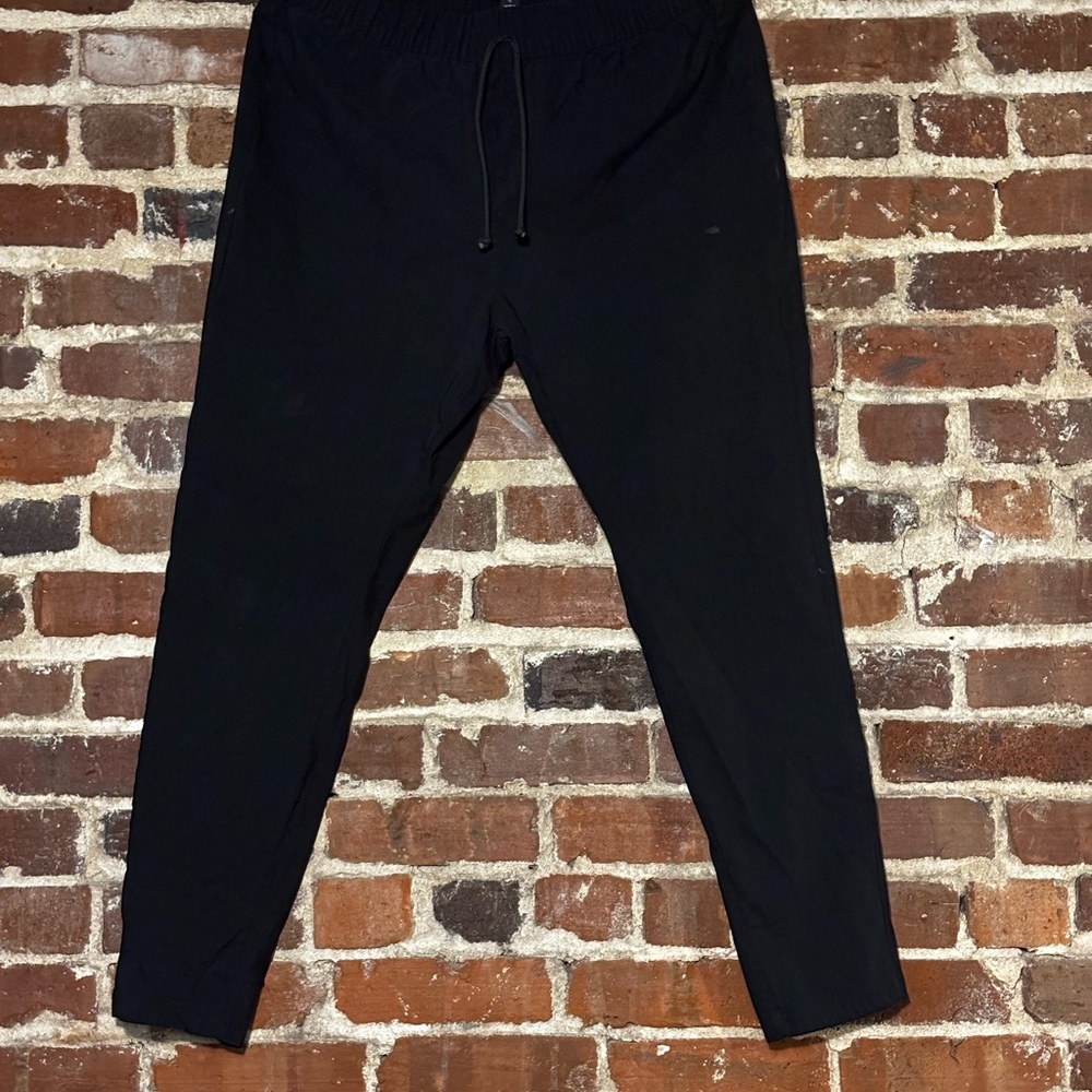 Women's Black Drawstring Tapered Joggers